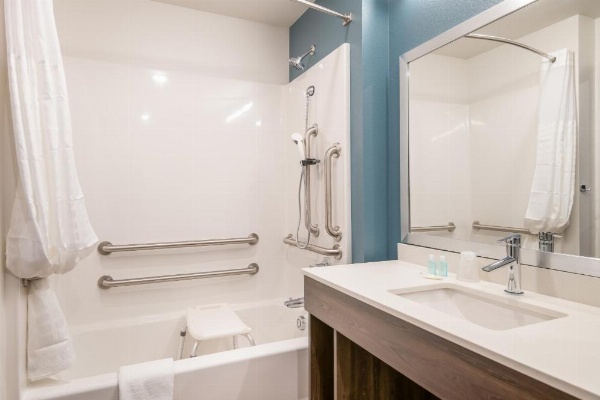 WoodSpring Suites Colorado Springs North - Air Force Academy image 32