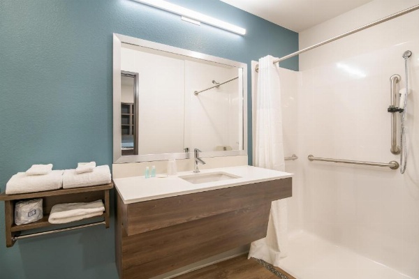 WoodSpring Suites Colorado Springs North - Air Force Academy image 39