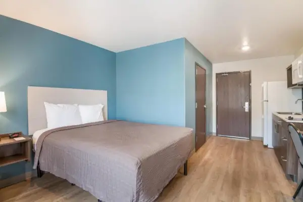 WoodSpring Suites Colorado Springs North - Air Force Academy 9